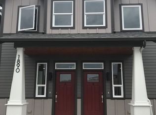 1890 Front St, Lynden, WA 98264