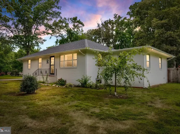 129 White Marsh Rd, Centreville, MD 21617