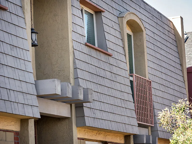 5025 Niagara Ave, San Diego-Exterior Building