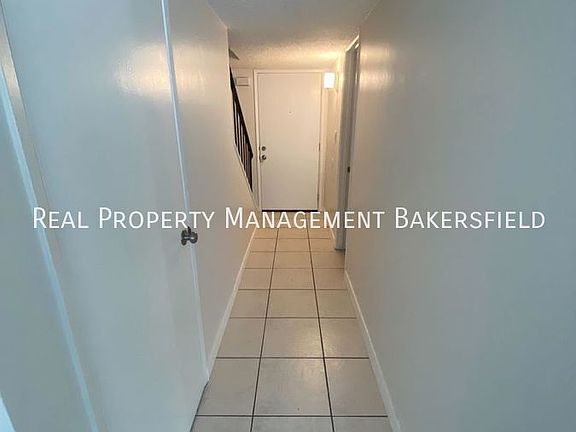 4th image of 2401 Olive St