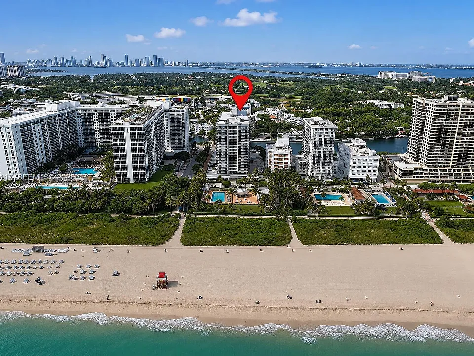2401 Collins Ave #1709