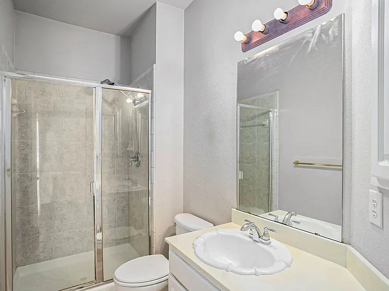 4213 Sharondale Dr — Photo 20
