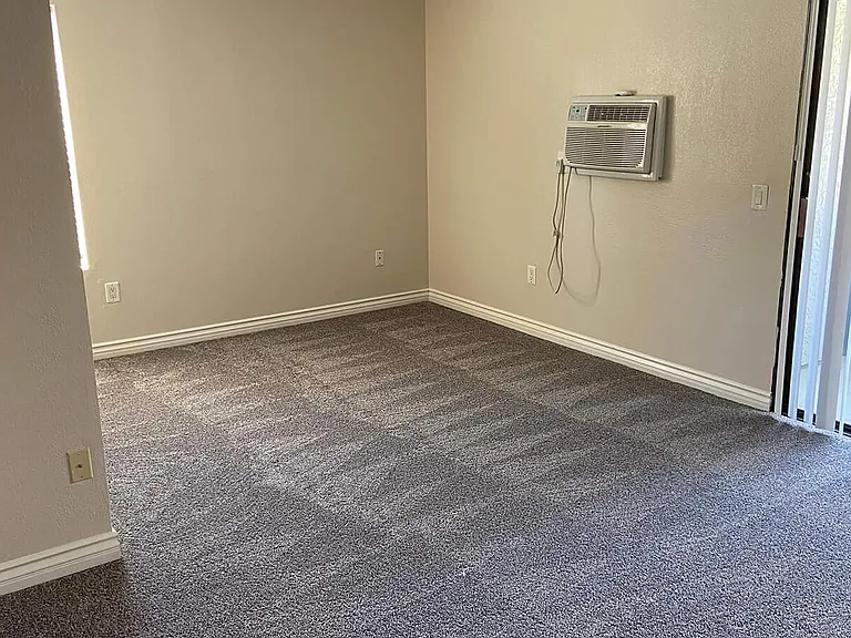 Maya Linda Apartments — Photo 19