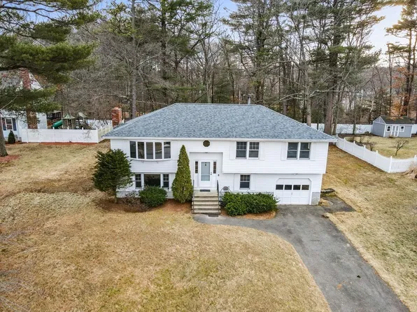 11 Ohio St, Wilmington, MA 01887