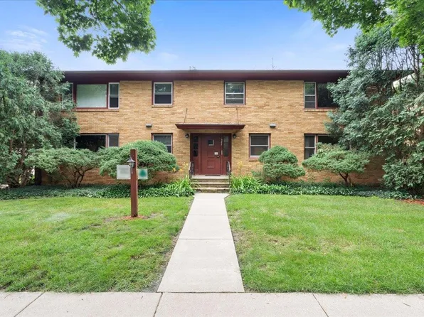 321 Palomino Ln APT 1S, Madison, WI 53705