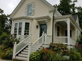 21 Usher Ter, Bristol, RI 02809