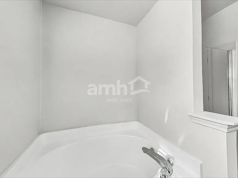 117 Rock Glen Ct — Photo 13
