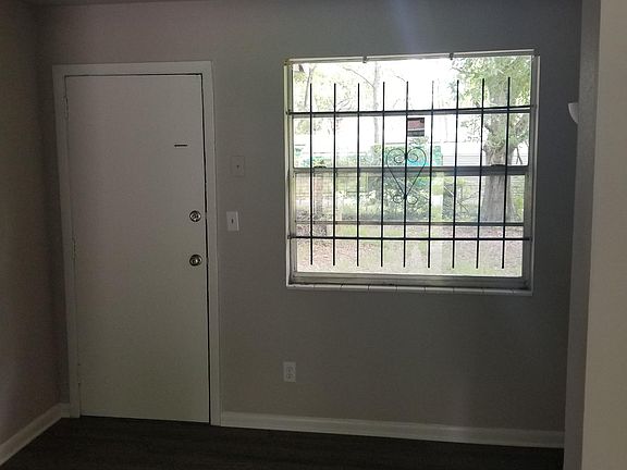 3rd image of 4917 Dallen Lea Dr
