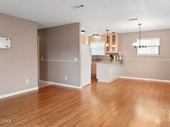 5th image of 314 Kelly St