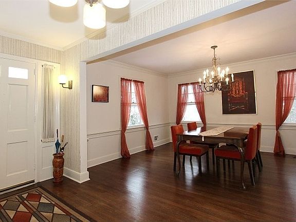 Front door/Dining Room