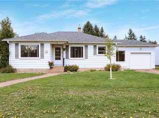 216 W Lexington Blvd, Eau Claire, WI 54701
