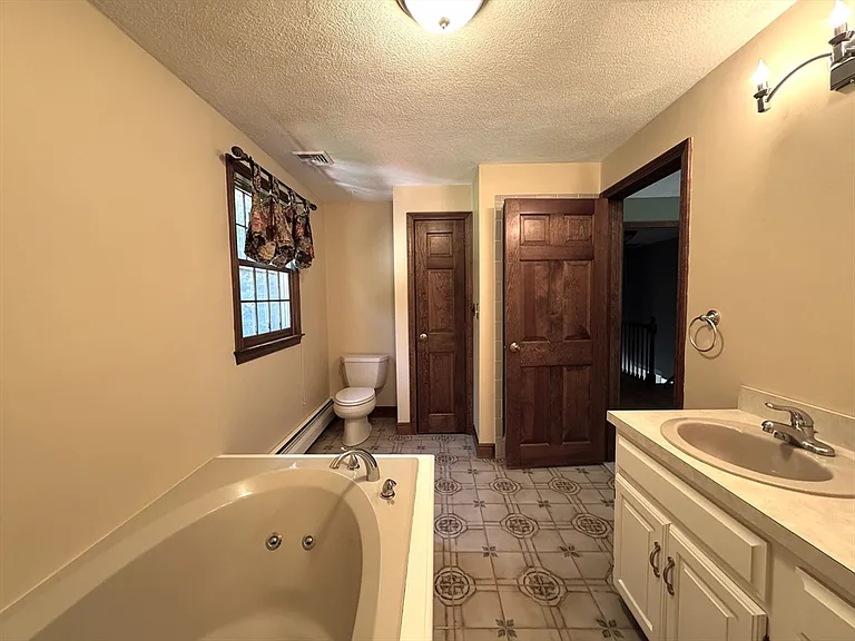 61 Carlton Ln #1 — Photo 22