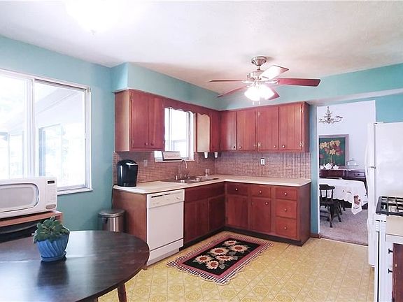 5th image of 1787 Oaklawn Dr