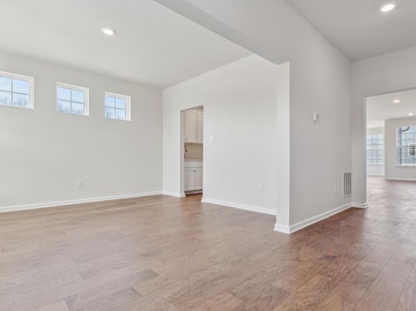 15 Hulse Landing Rd, Brick, NJ 08723