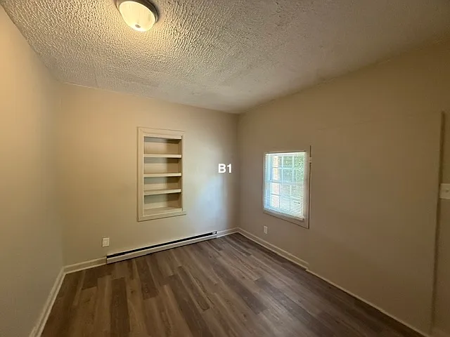 822 Holt Ave — Photo 15