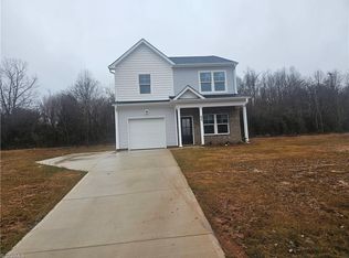 621 East St, Reidsville, NC 27320
