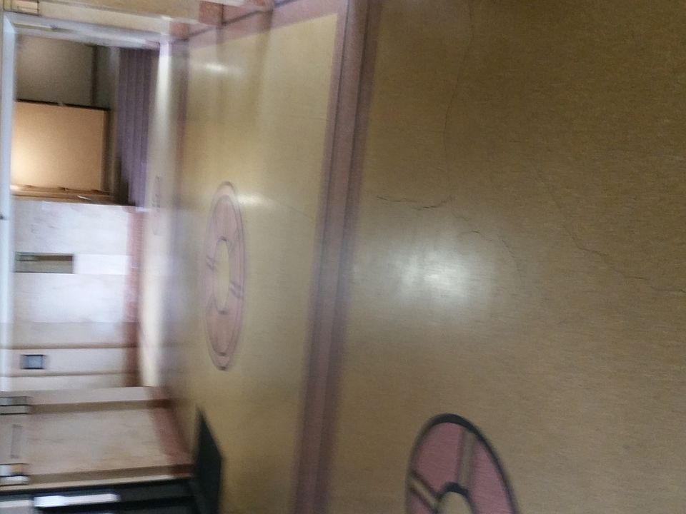2nd image of 2928 Jerome Ave APT 2G