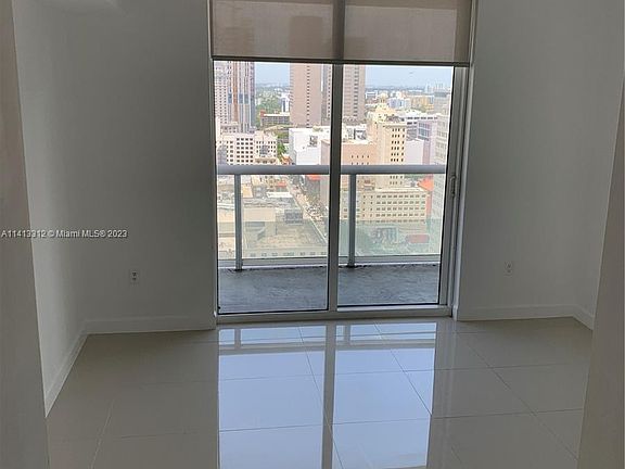 3rd image of 50 Biscayne Blvd APT 2505