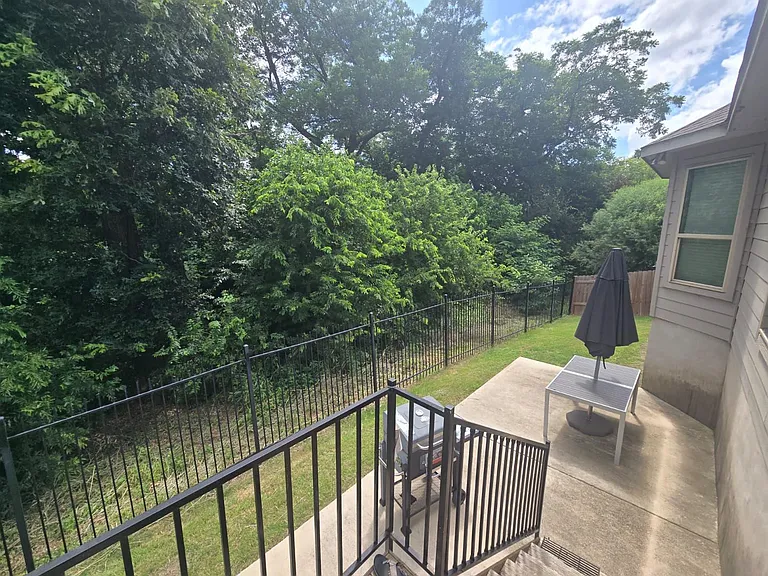 2401 Centennial Loop — Photo 27