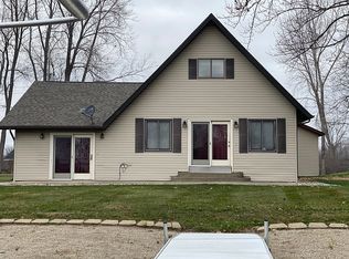 165 Lake Shore Dr, Coldwater, MI 49036