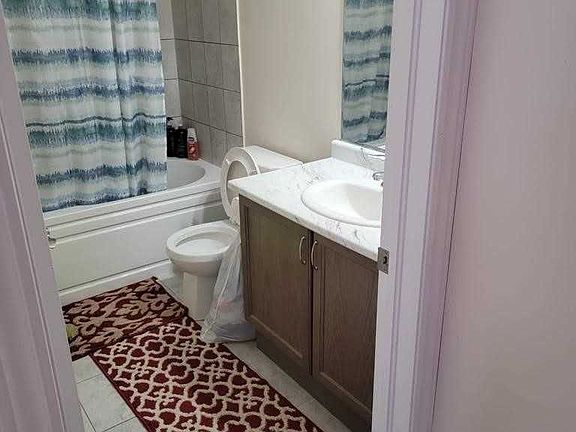 4th image of 420 Linden Dr #43