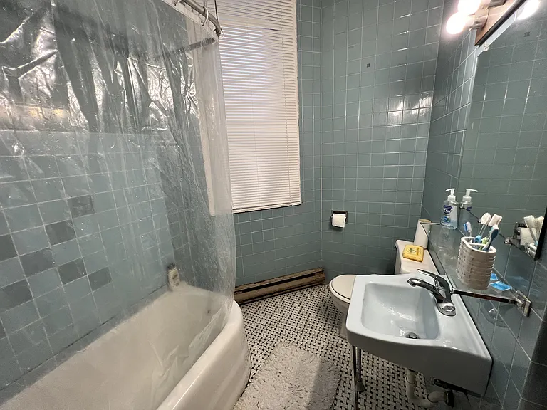 2717 N Hampden Ct — Photo 9