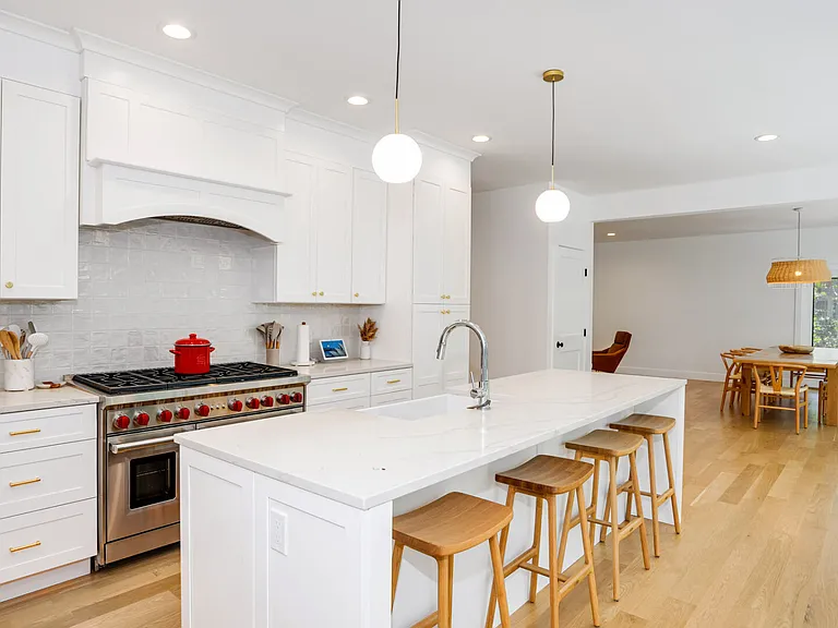 7715 Soundview Ave — Photo 11