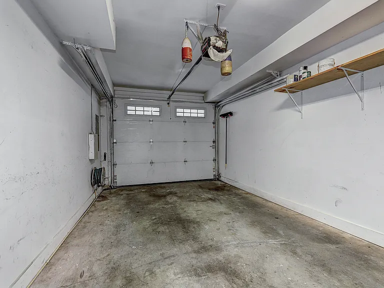 1724 Fleet St — Photo 24