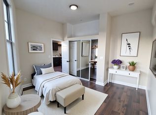 2409-11 S Hoyne Ave #102, Chicago, IL 60608