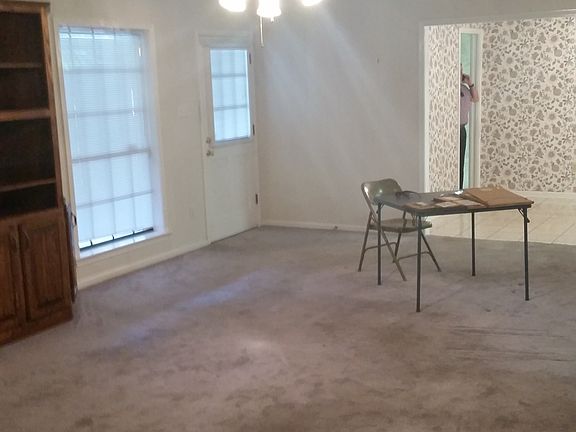5th image of 3448 Lake St