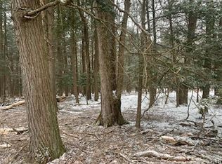 299 Shakespeare & Aiken End, Albrightsville, PA 18210