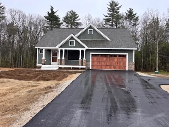 9 Byrne Circle #65, Brentwood, NH 03833