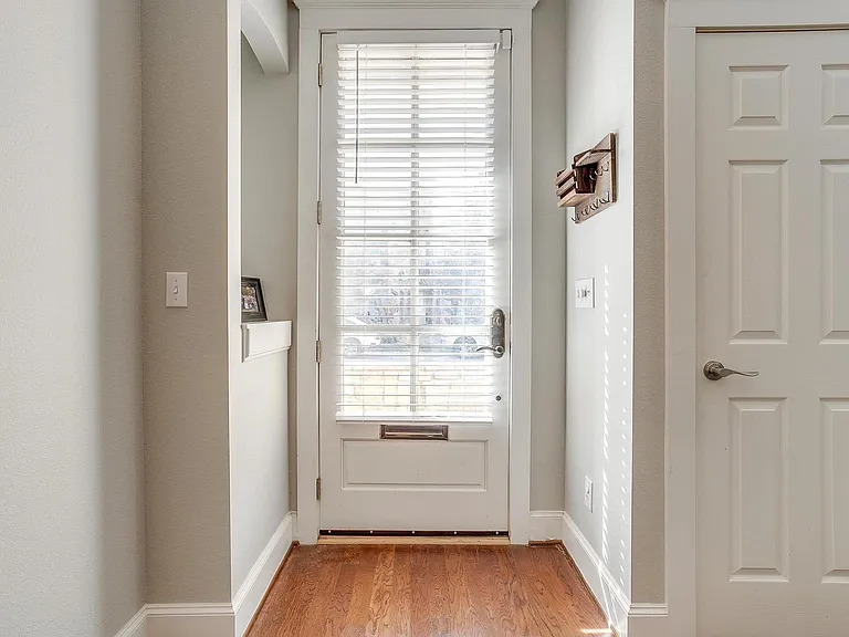 1211 S Adams St — Photo 4