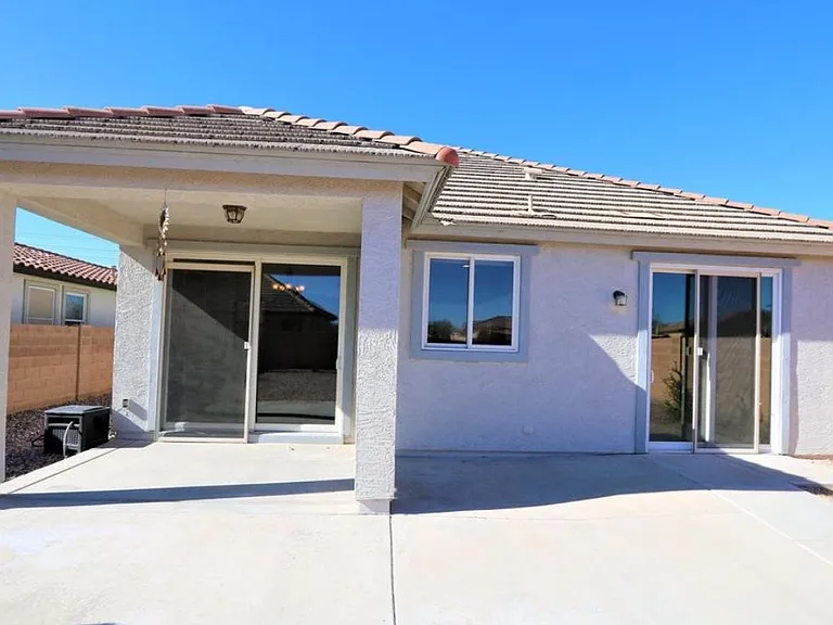 30331 W Leah Dr — Photo 16