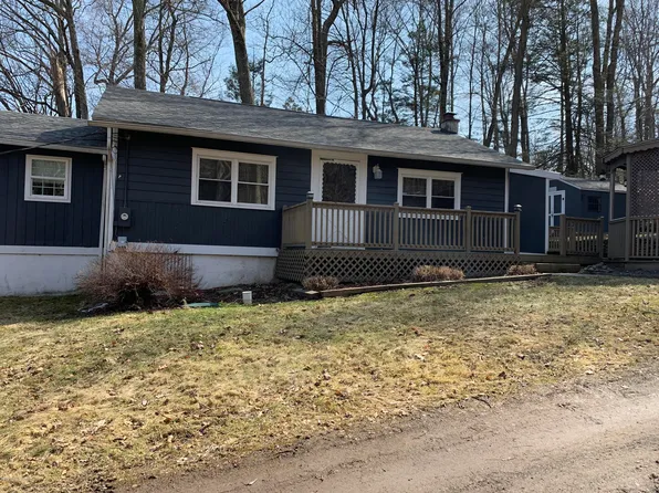 451 2nd St, Harveys Lake, PA 18618