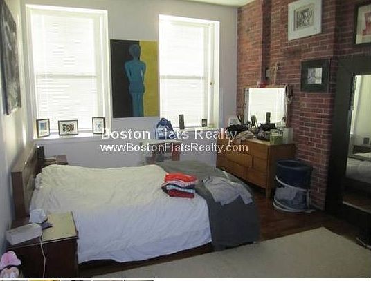 2nd image of 460 Harrison Ave Unit 423B