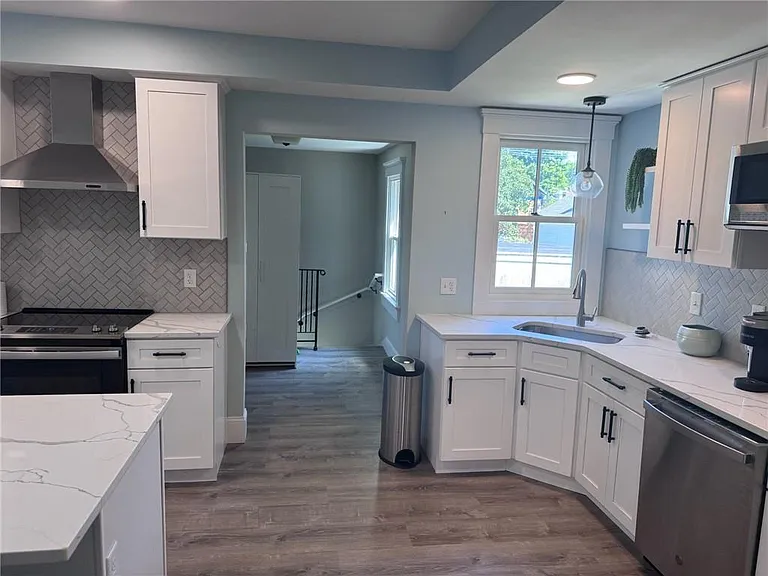 35 Elm St #B — Photo 2