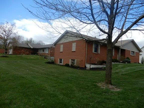 2nd image of 400 Cambridge Dr