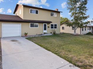 224 Dillon Ave, Cheyenne, WY 82007
