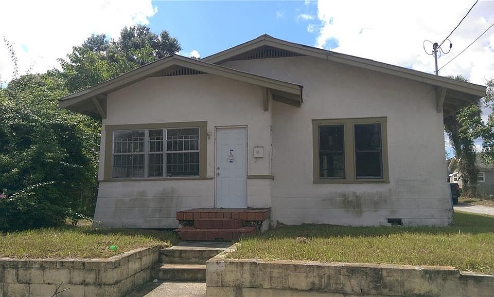 1st image of 2905 E 21st Ave