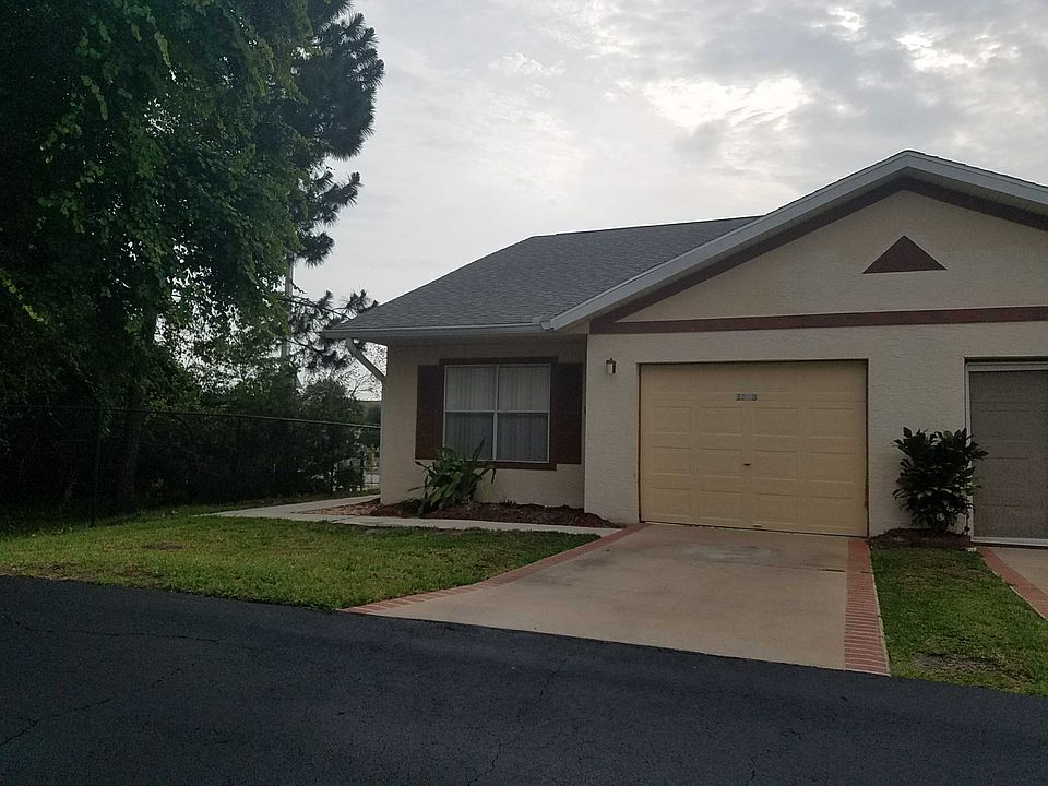 1st image of 3223 Queen Palms Ct