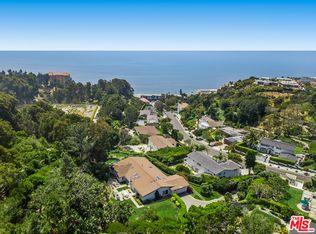 250 Surfview Dr, Pacific Palisades, CA 90272
