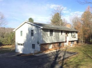 825 Dunham Hill Rd, Binghamton, NY 13905