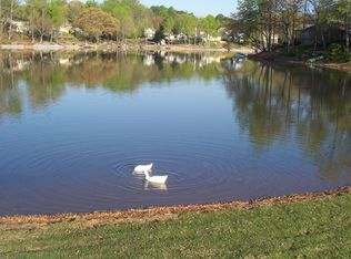 2742 Inverloch Cir, Duluth, GA 30096