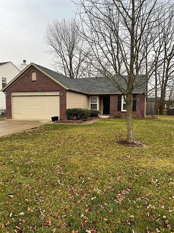 1629 Copeland Farms Dr photo 1