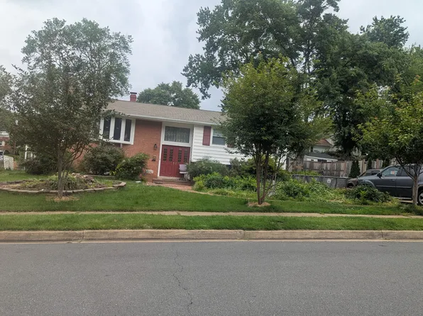 7506 Dolce Dr, Annandale, VA 22003