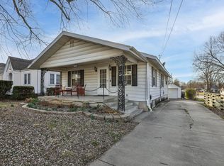 2057 N Douglas Ave, Springfield, MO 65803