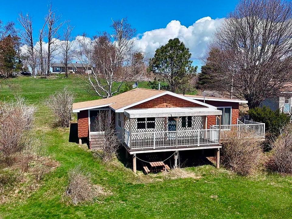 1st image of 7 Doyles Ln