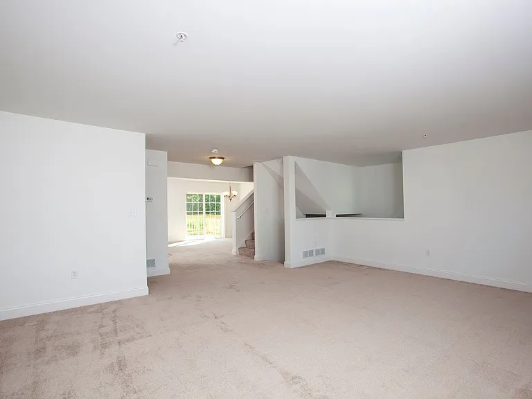 2308 Bartlett Rd #10E — Photo 5