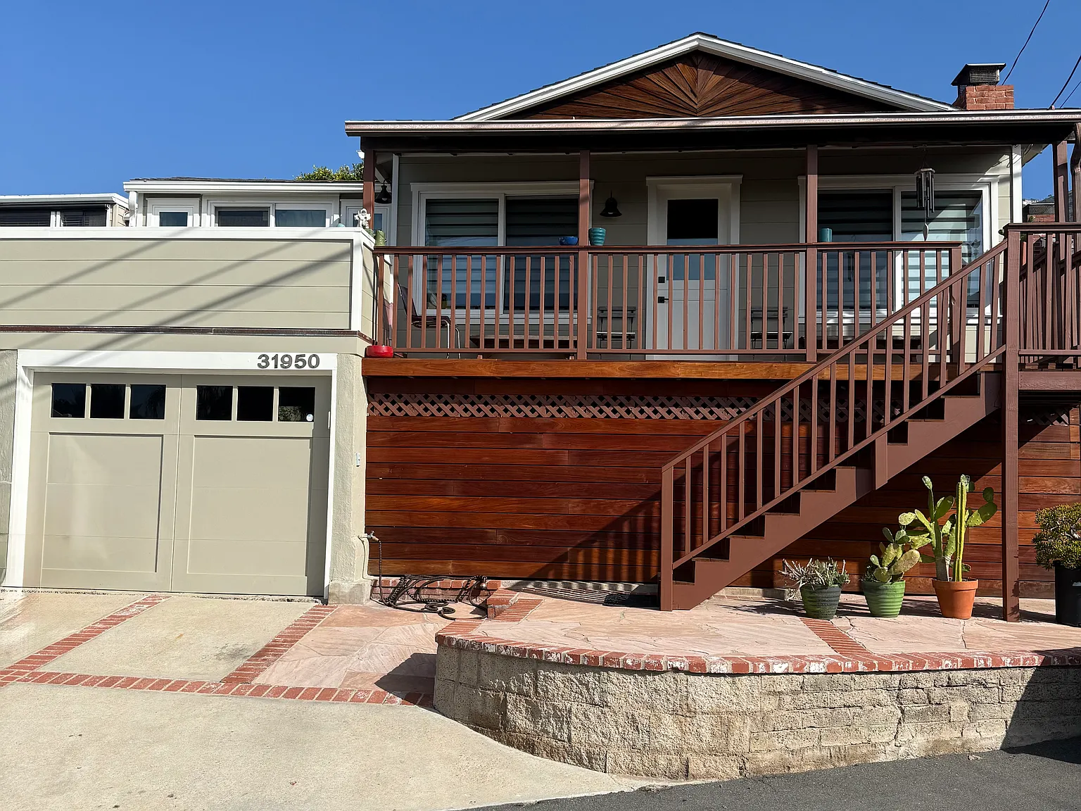 3 bed, 1000 sqft, $6,500 — Photo 1